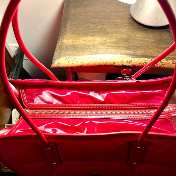 BNWT Kate Spade Ella X-Large puffy tote bag quilted CHERRY RED travel work - Picture 14 of 16